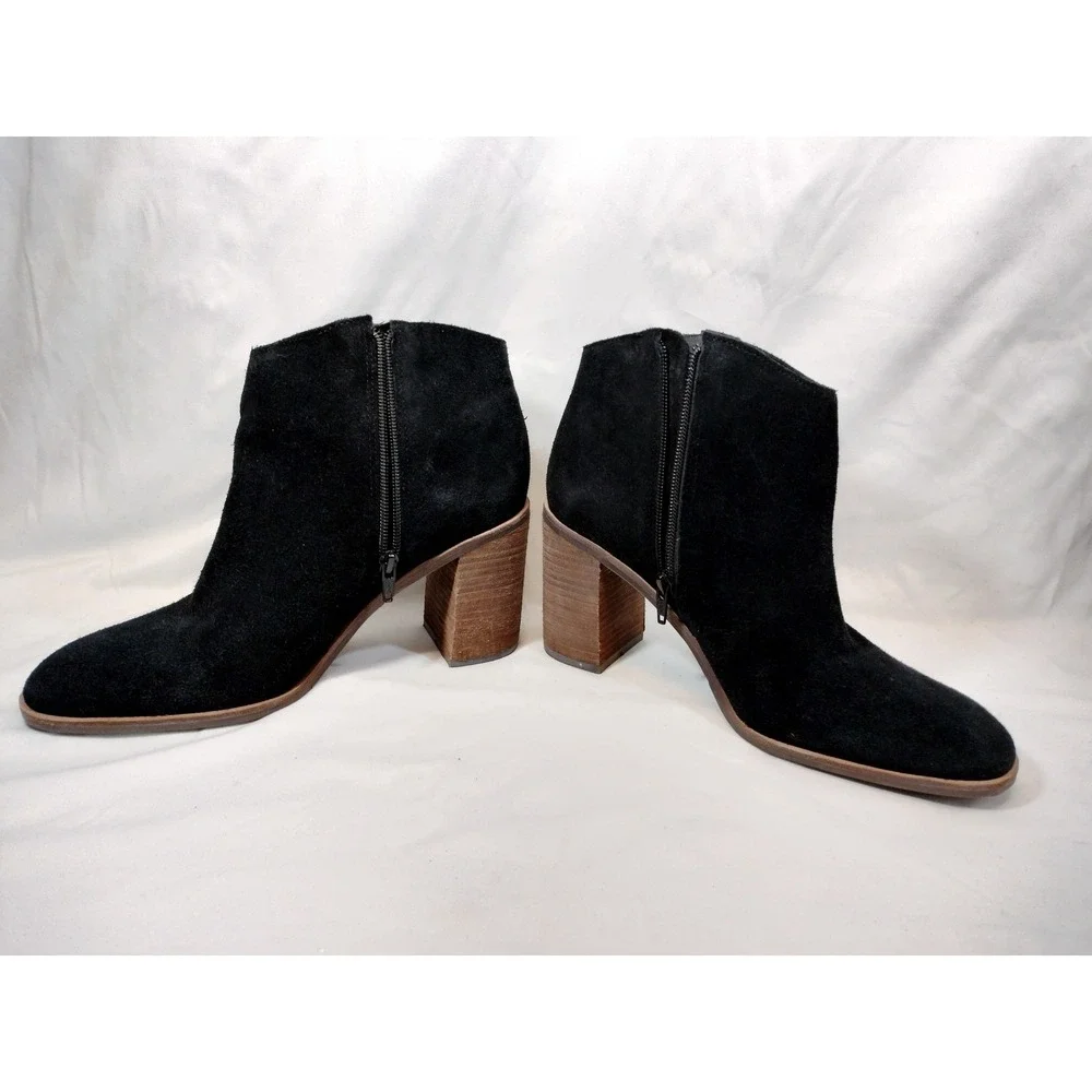Lucky Brand Pinkton Black Suede Ankle Boots w/Block Heel & Side Zip‎